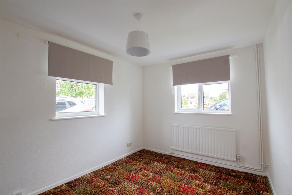 Bedroom 3/Dining Room