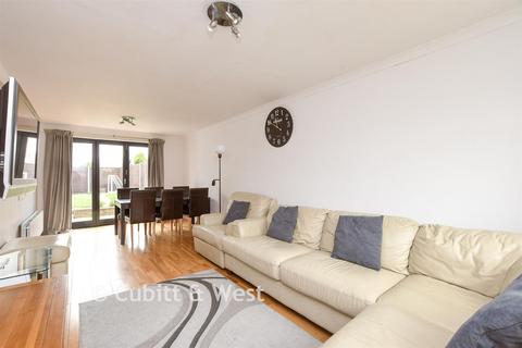 undefined, Bolters Road, Horley, Surrey