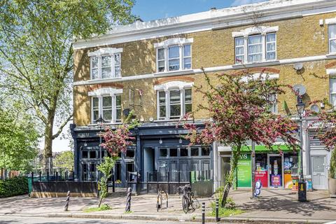 2 bedroom flat to rent, East Dulwich Road, London SE22