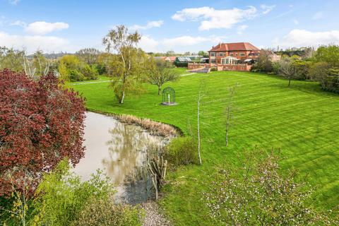 undefined, Yewleigh Lane, Upton-upon-Severn, WR8
