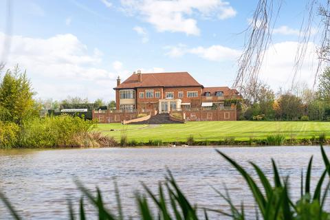 undefined, Yewleigh Lane, Upton-upon-Severn, WR8