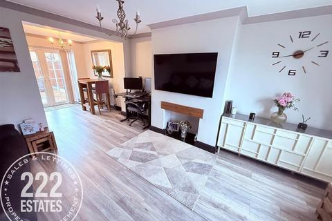 2 bedroom terraced house for sale, Kentmere Place, Warrington