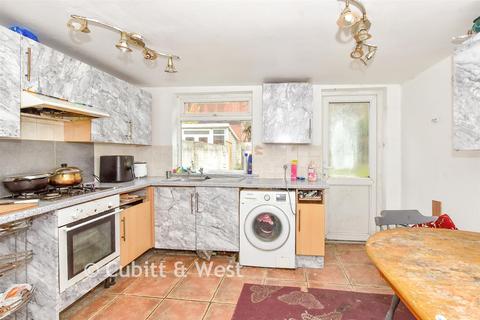 undefined, Fawcett Road, Southsea PO4