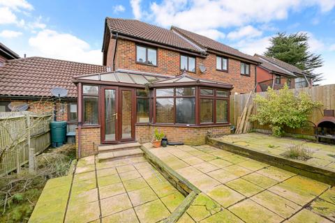 4 bedroom terraced house for sale, Jarvis Place, St. Michaels, Tenterden, Kent, TN30