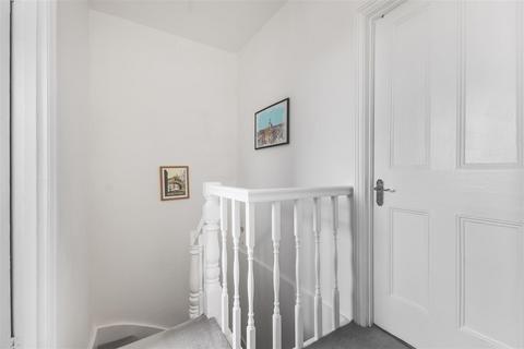 2 bedroom terraced house to rent, Leopold Road, East Finchley, N2