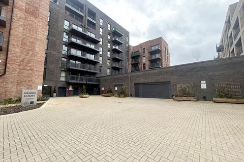 undefined, Canal Street, Milton Keynes MK9