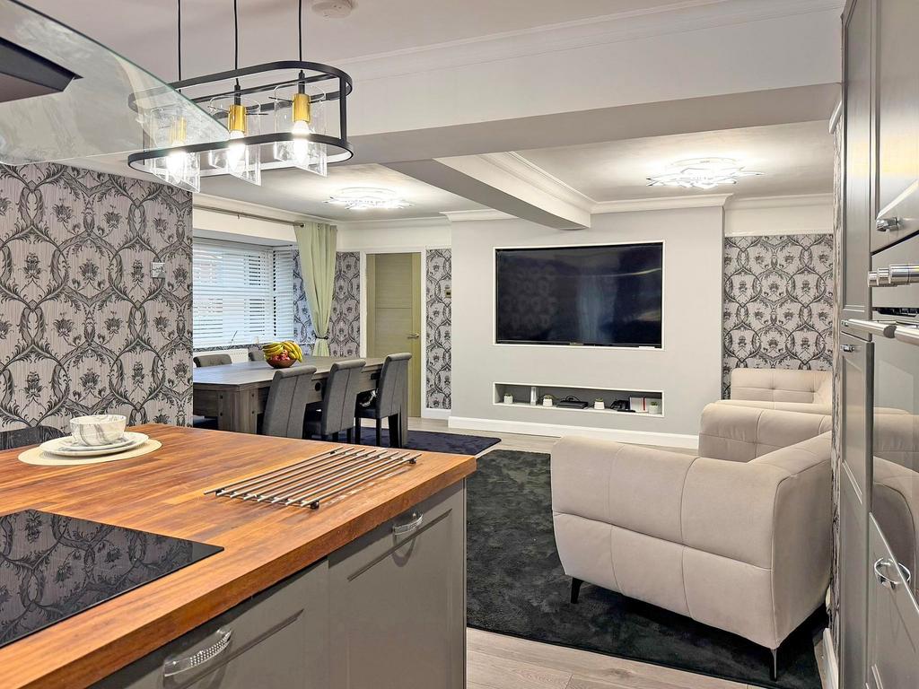 Open plan Kitchen / Family Room