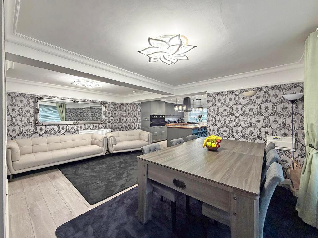 Open plan Kitchen / Family Room