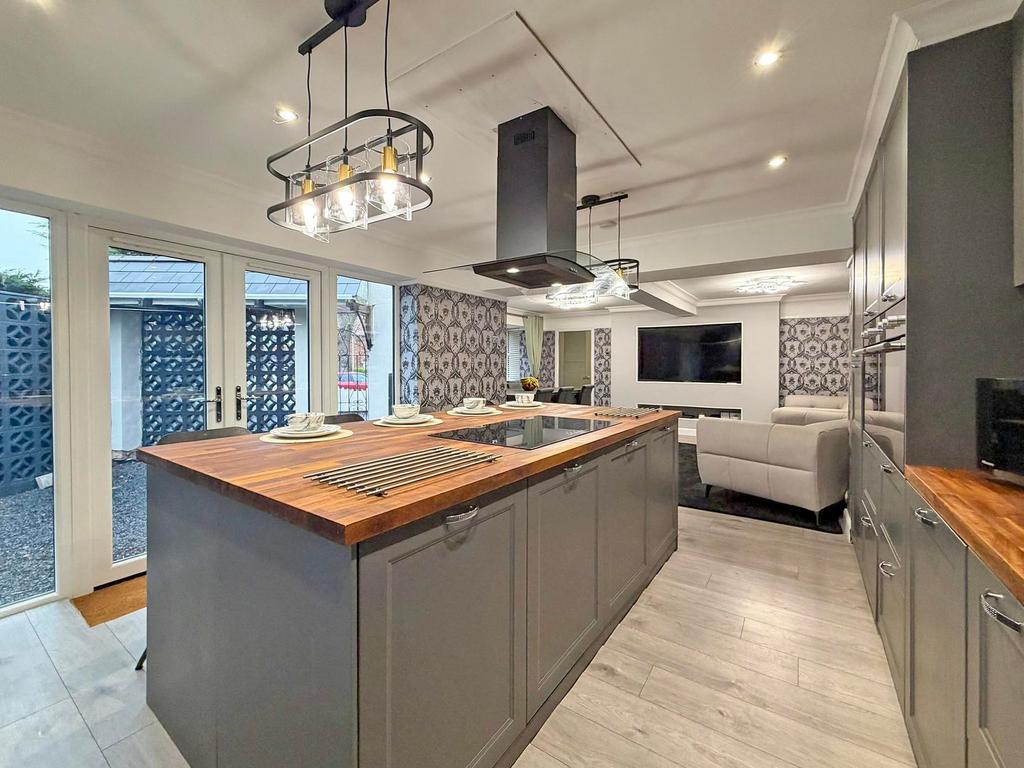 Open plan Kitchen / Family Room