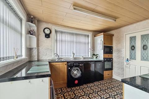 3 bedroom semi-detached house for sale, Westlands Road, Sproatley, Hull