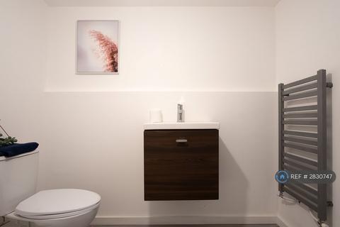 1 bedroom in a house share to rent, Gradwell Street, Stockport, SK3