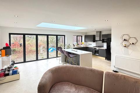 undefined, Cheltenham Road East, Gloucester, GL3