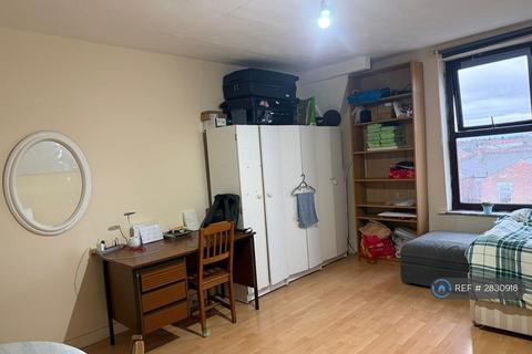 undefined, Moss Lane East, Manchester, M14