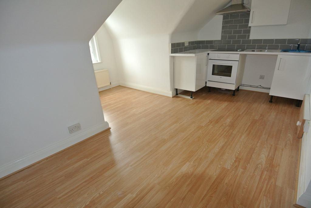 Studio To Let