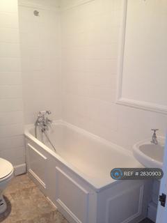 1 bedroom flat to rent, Balham High Road, London, SW12