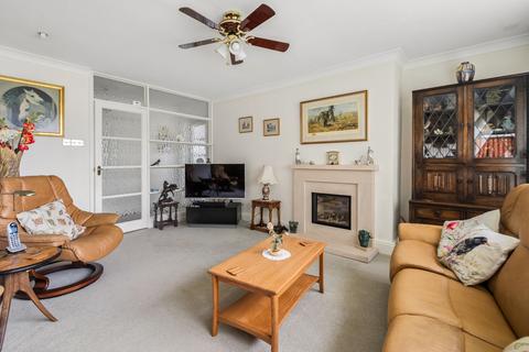 3 bedroom detached bungalow for sale, Hungerford Drive, Maidenhead