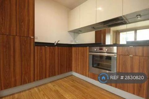 1 bedroom flat to rent, Bath House, Barking, IG11
