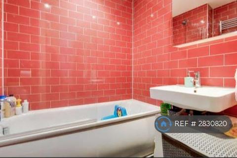 1 bedroom flat to rent, Bath House, Barking, IG11
