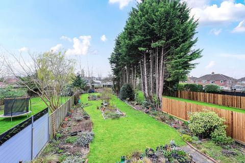 undefined, Fleet Road, Hampshire GU14