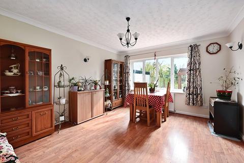undefined, Fleet Road, Hampshire GU14