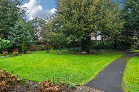 2 bedroom flat for sale, Abbey House, Cirencester, GL7