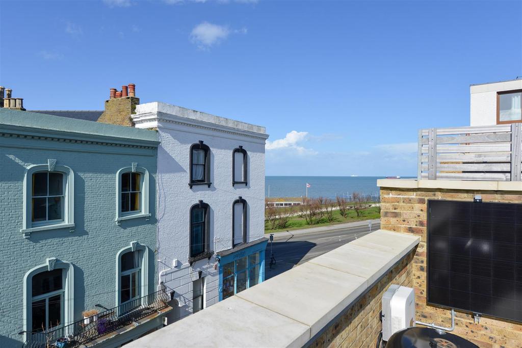 12-16 Fort Road, Margate20.jpg