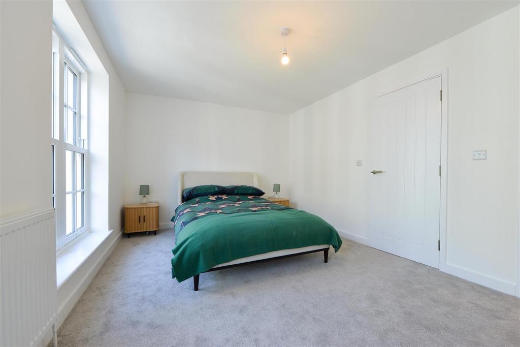 12-16 Fort Road, Margate17.jpg