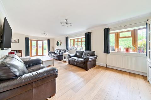undefined, The Avenue, Wraysbury, TW19