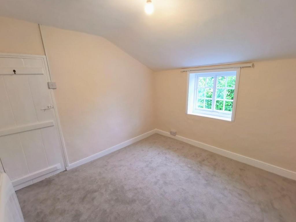 Bedroom 3.jpg