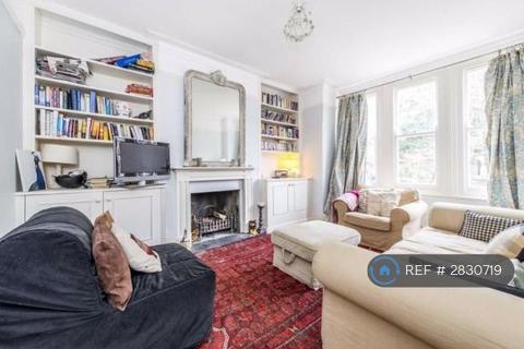 3 bedroom flat to rent, Trouville Road, London, SW4