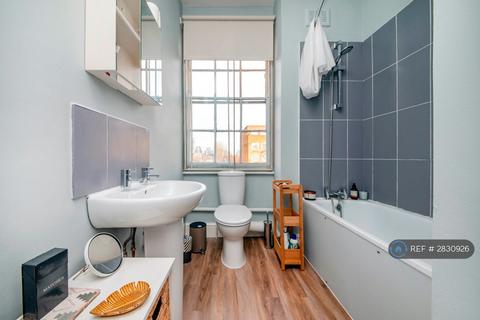 undefined, East Hill, London, SW18