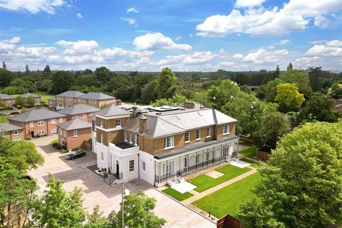 3 bedroom flat for sale, 26 Mobbs Close, Stoke Poges, SL2