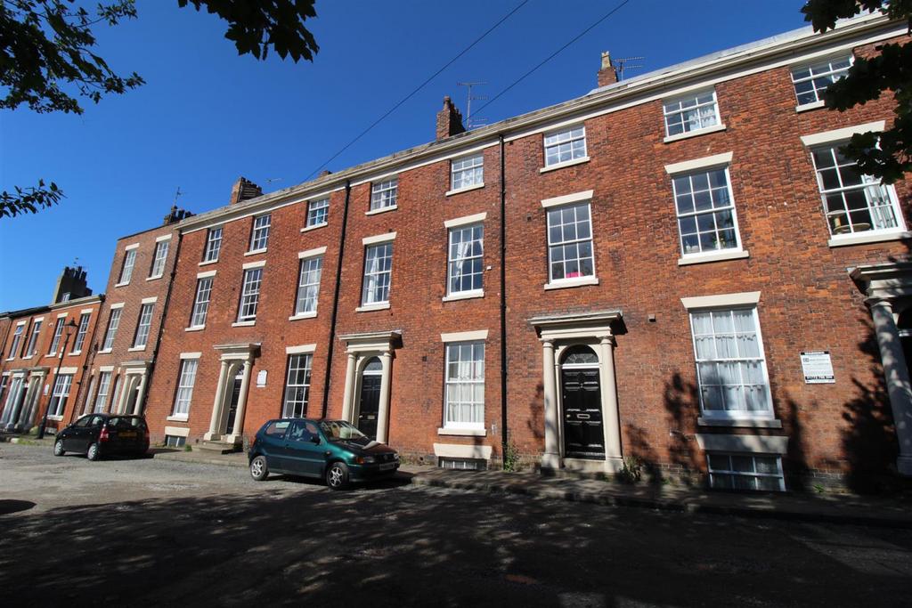 Flat 4, 3 Stanley Terrace