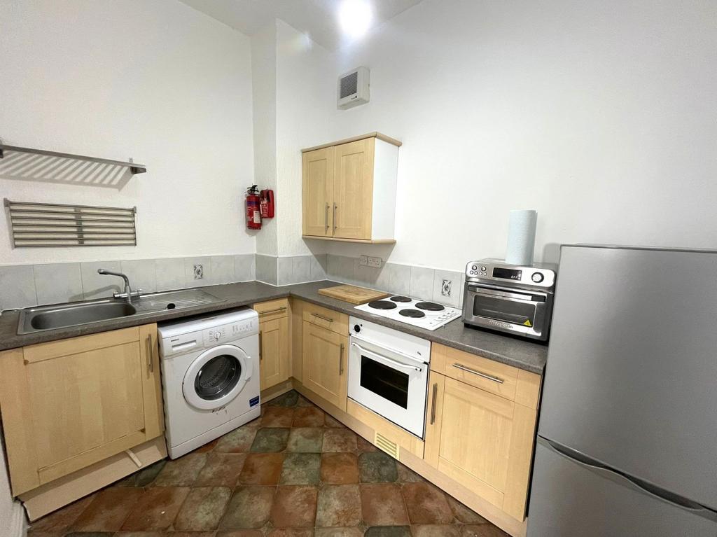 Flat 4, 3 Stanley Terrace