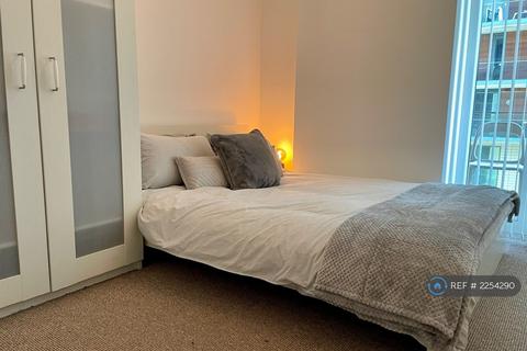 2 bedroom flat to rent, Blackfriars Road, Salford, M3