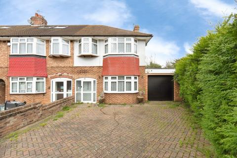 undefined, Sussex Gardens, Chessington, KT9