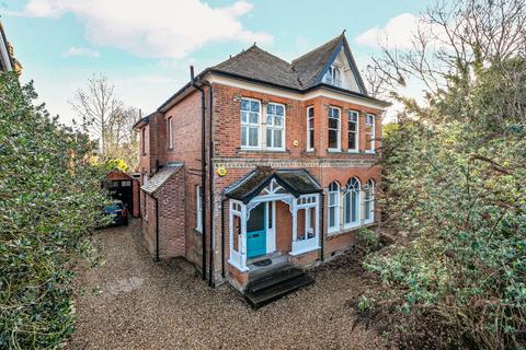 undefined, York Road, Woking, Surrey, GU22