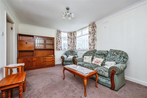 2 bedroom detached bungalow for sale, Kinross Crescent, NOTTINGHAM