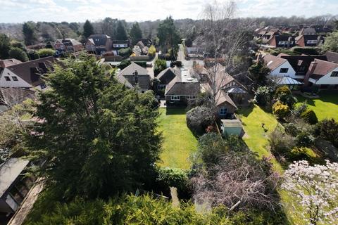 undefined, Barkham Ride, Finchampstead, Wokingham