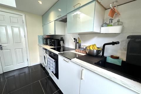 undefined, Elm Way, London