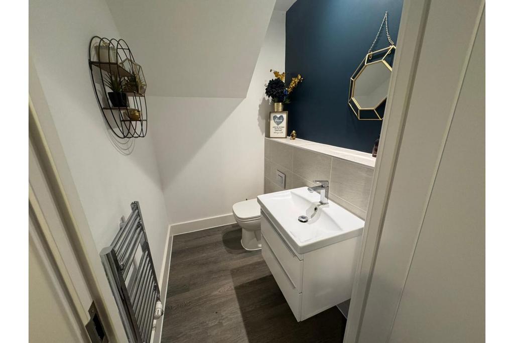 Downstairs Bathroom