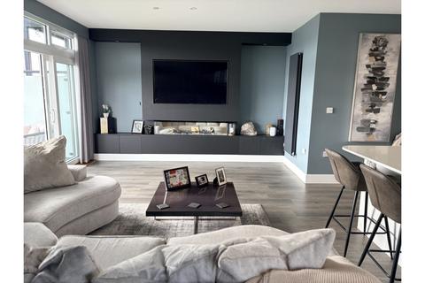 undefined, Lake Avenue, Camberley, GU16