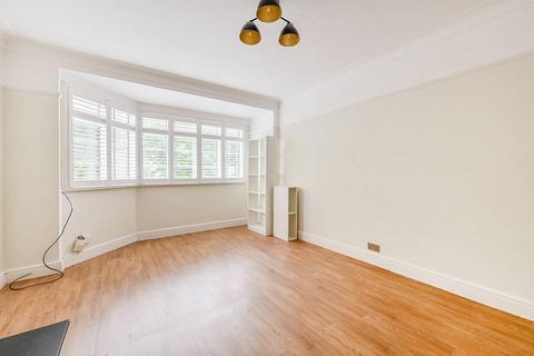 2 bedroom flat for sale, Ellerton Court, Acton, London, W3
