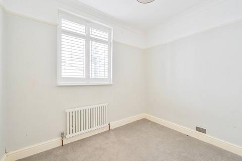 2 bedroom flat for sale, Ellerton Court, Acton, London, W3