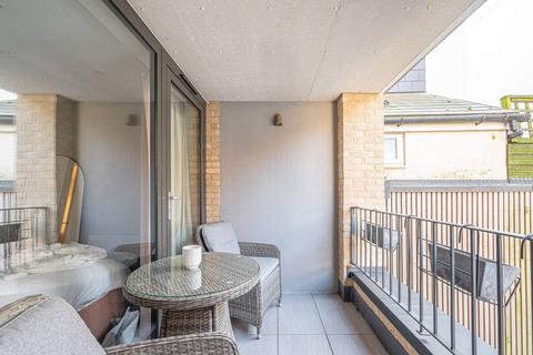 1 bedroom flat to rent, Kilburn High Road, Kilburn, London, NW6