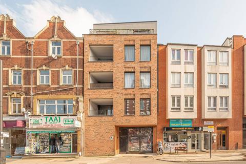 1 bedroom flat to rent, Kilburn High Road, Kilburn, London, NW6