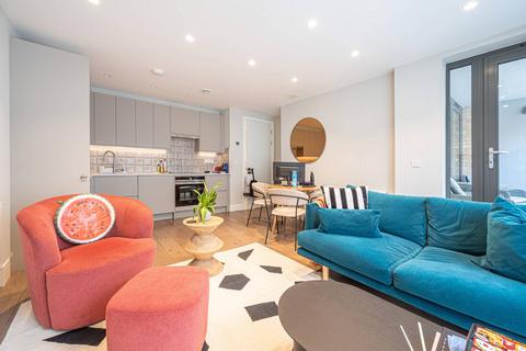 1 bedroom flat to rent, Kilburn High Road, Kilburn, London, NW6