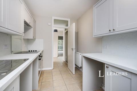 2 bedroom flat to rent, The Fieldings, 11 Arundel Road, Eastbourne, BN21