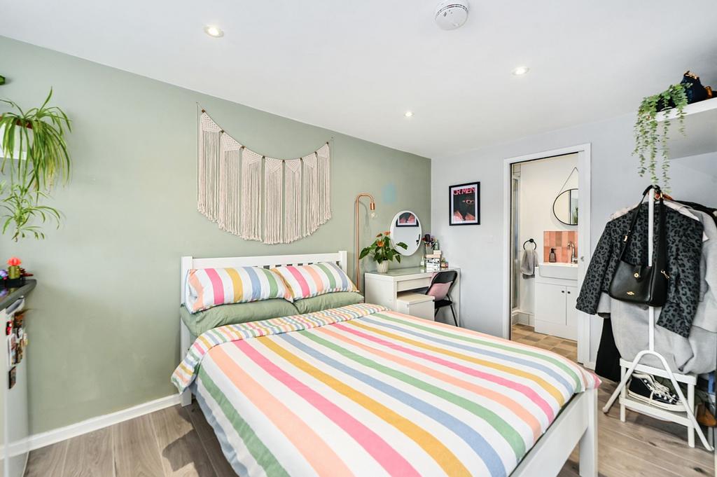 Annex accommodation