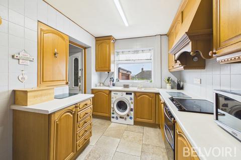 2 bedroom bungalow for sale, Blythe Avenue, Meir Heath, Stoke On Trent, ST3